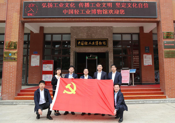 圖片1.png